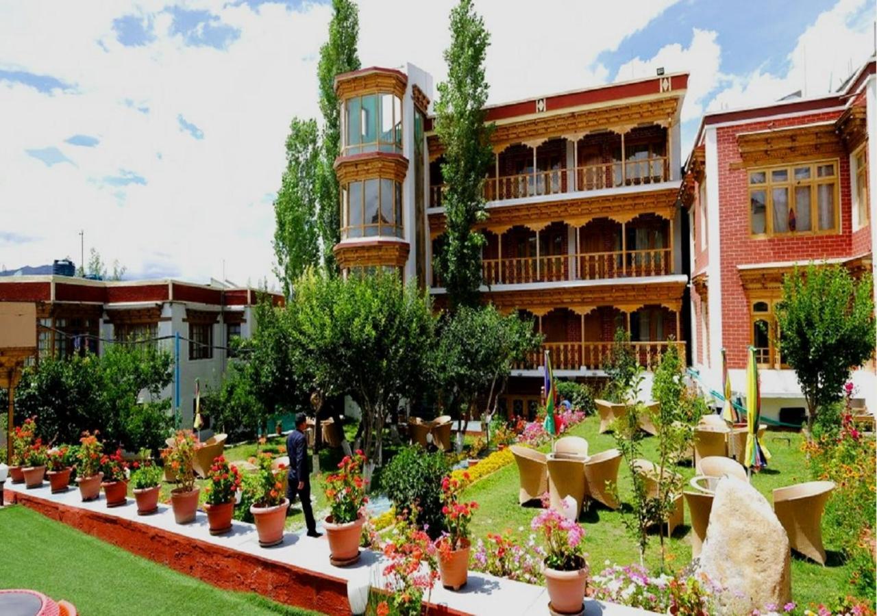 Hotel Royal Palace - Leh Exterior foto